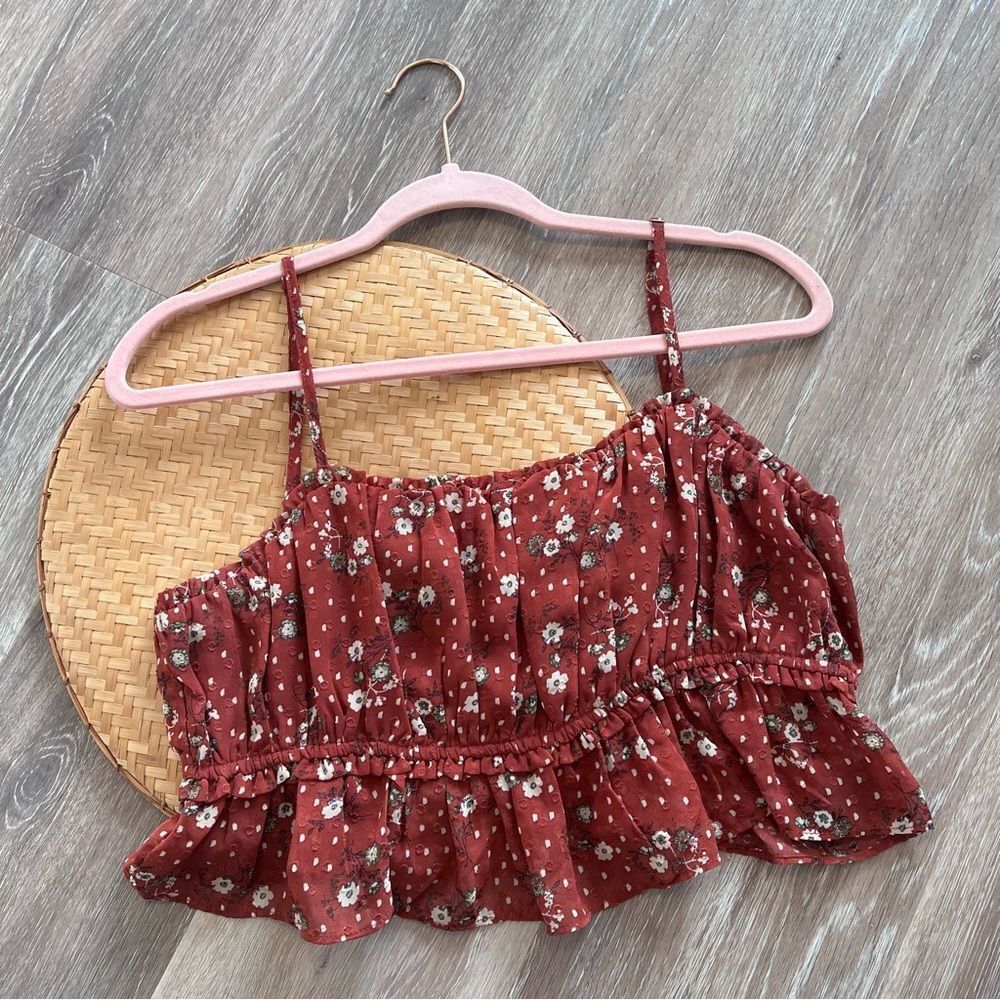 Storia red Swiss dot floral ruffle crop top‎ women’s size L